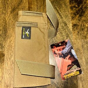 Atlas 46 Direct Draw Flat Bar Nail Puller Sheath, Coyote Brown